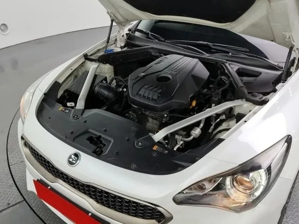 Kia Stinger 2.0T 2WD  - изображение 5