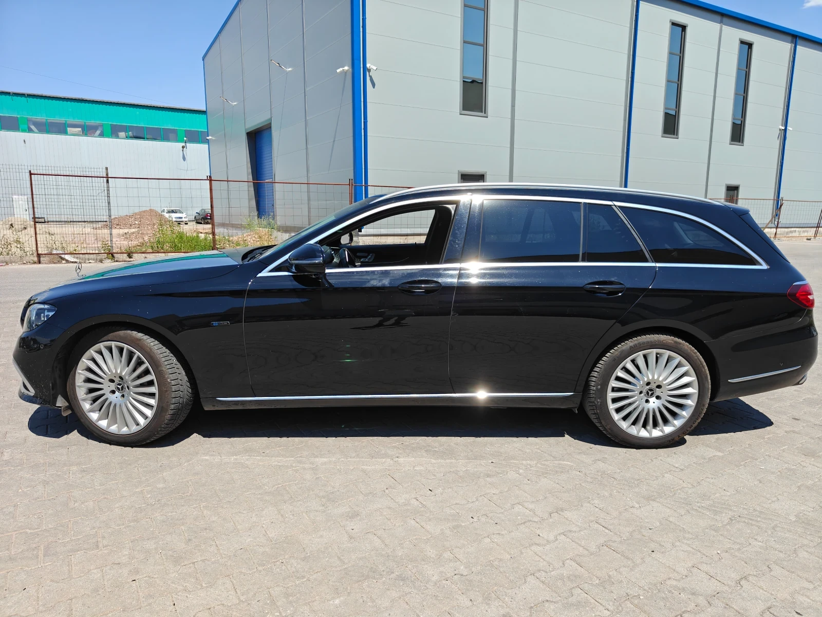 Mercedes-Benz E 300 Plug in hybrid, tuch, massage, airmatic - изображение 4