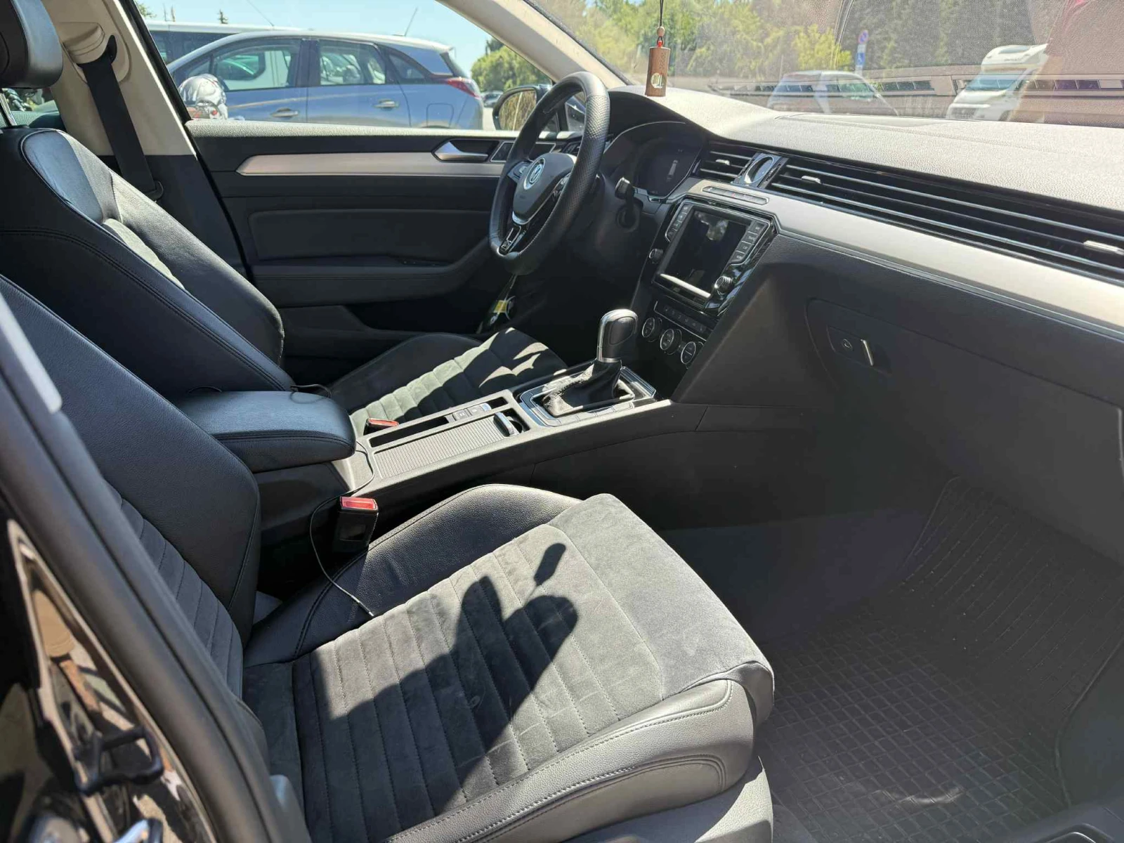 VW Passat 2.0 TDI - изображение 8