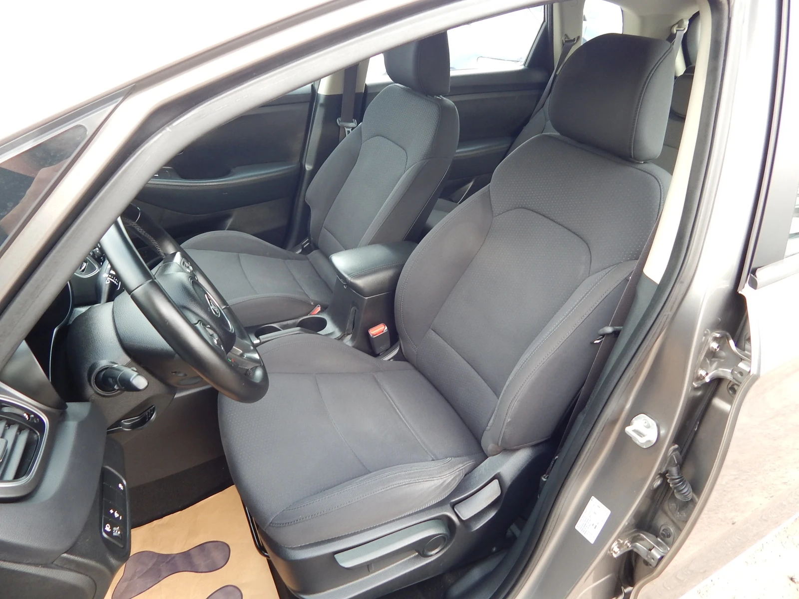 Kia Carens 1.7CRDI* EURO5B* ���������*  | Mobile.bg � ����������� 11