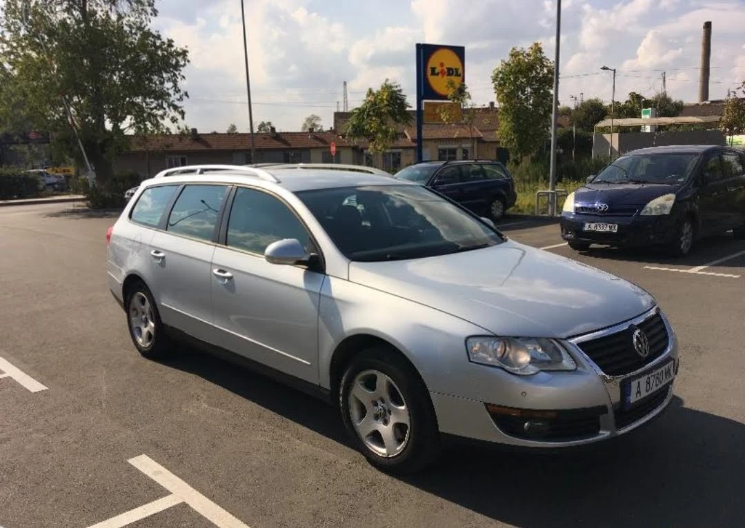 VW Passat B6 2.0tdi dsg BMP, снимка 3 - Автомобили и джипове - 53833847