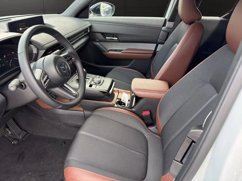 Mazda MX-30 eSKYACTIV/145HP/MAKOTO/PANO/360/BOSE/HUD/MEMO/999g, снимка 7 - Автомобили и джипове - 54040201