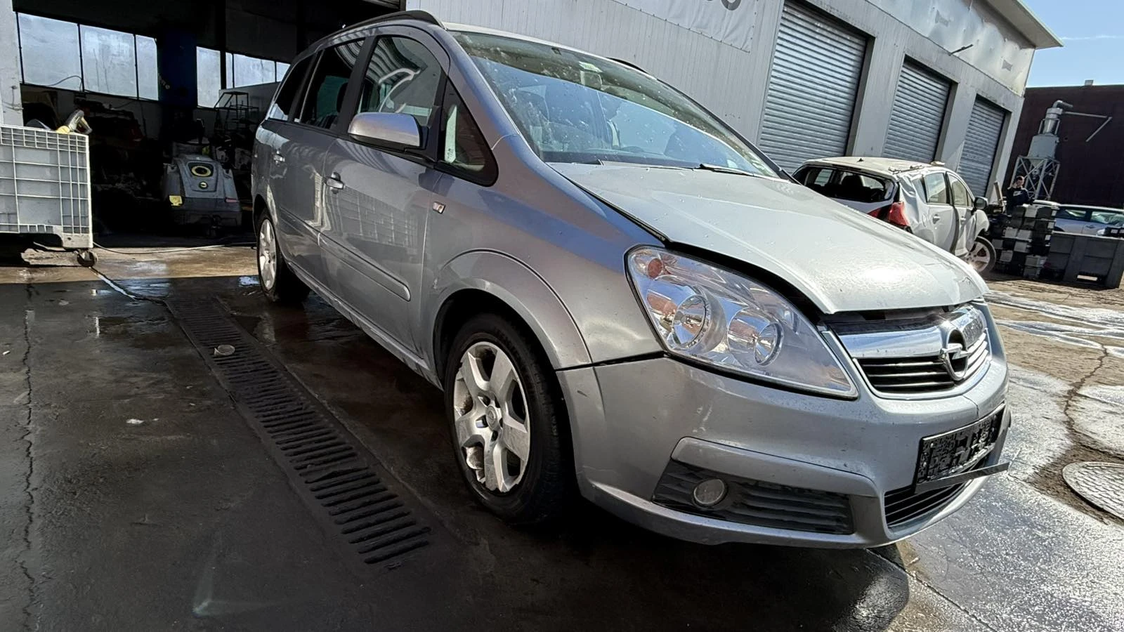 Opel Zafira, снимка 5 - Автомобили и джипове - 54364096