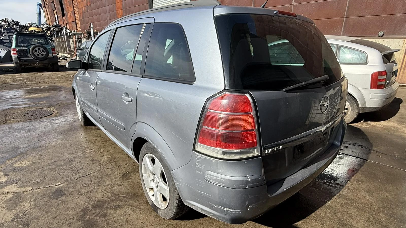 Opel Zafira, снимка 3 - Автомобили и джипове - 54364096