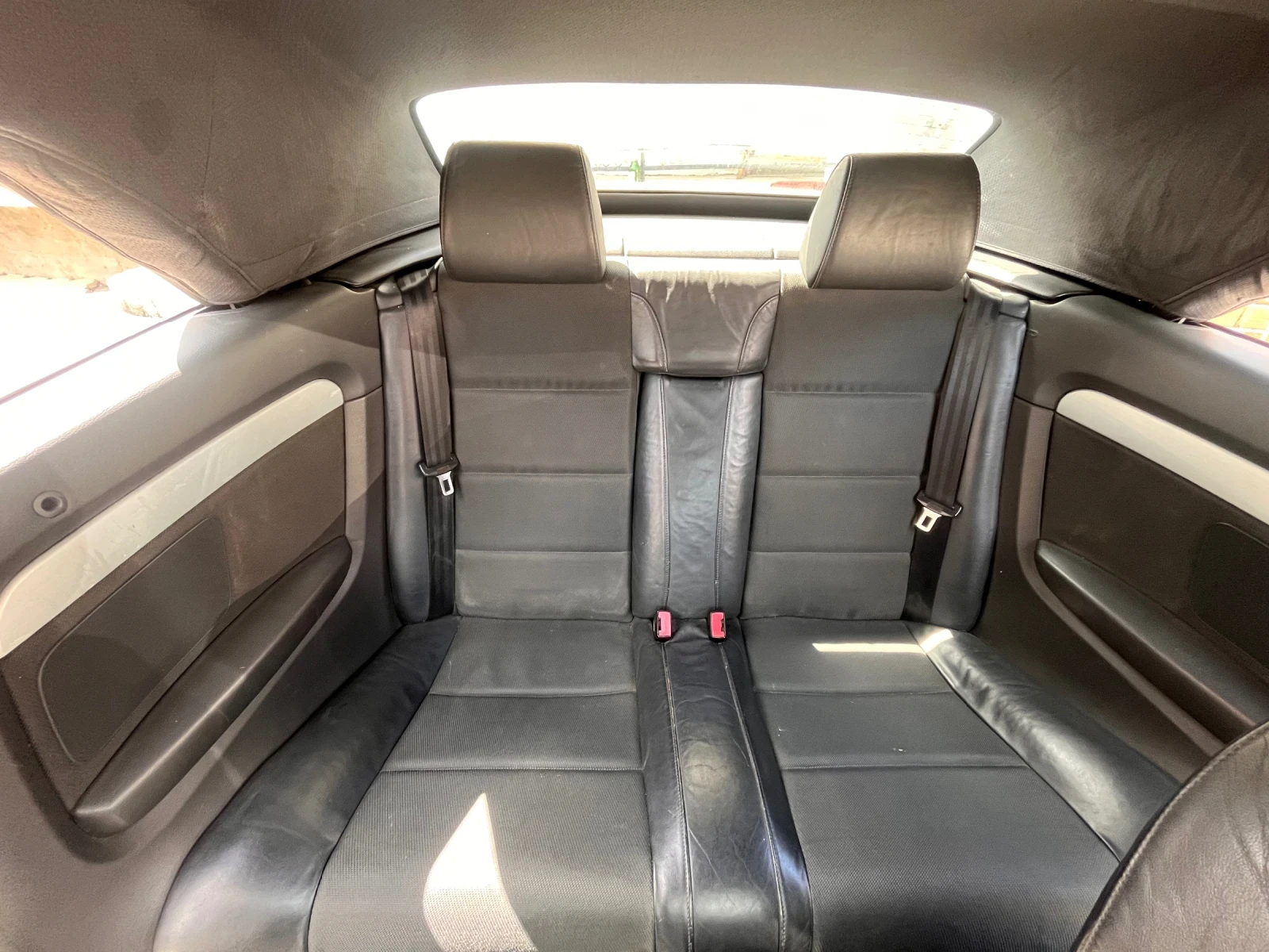 Audi A4      Audi A4 Cabrio 2.0 TDI 140 �.�.    | Mobile.bg � ����������� 8