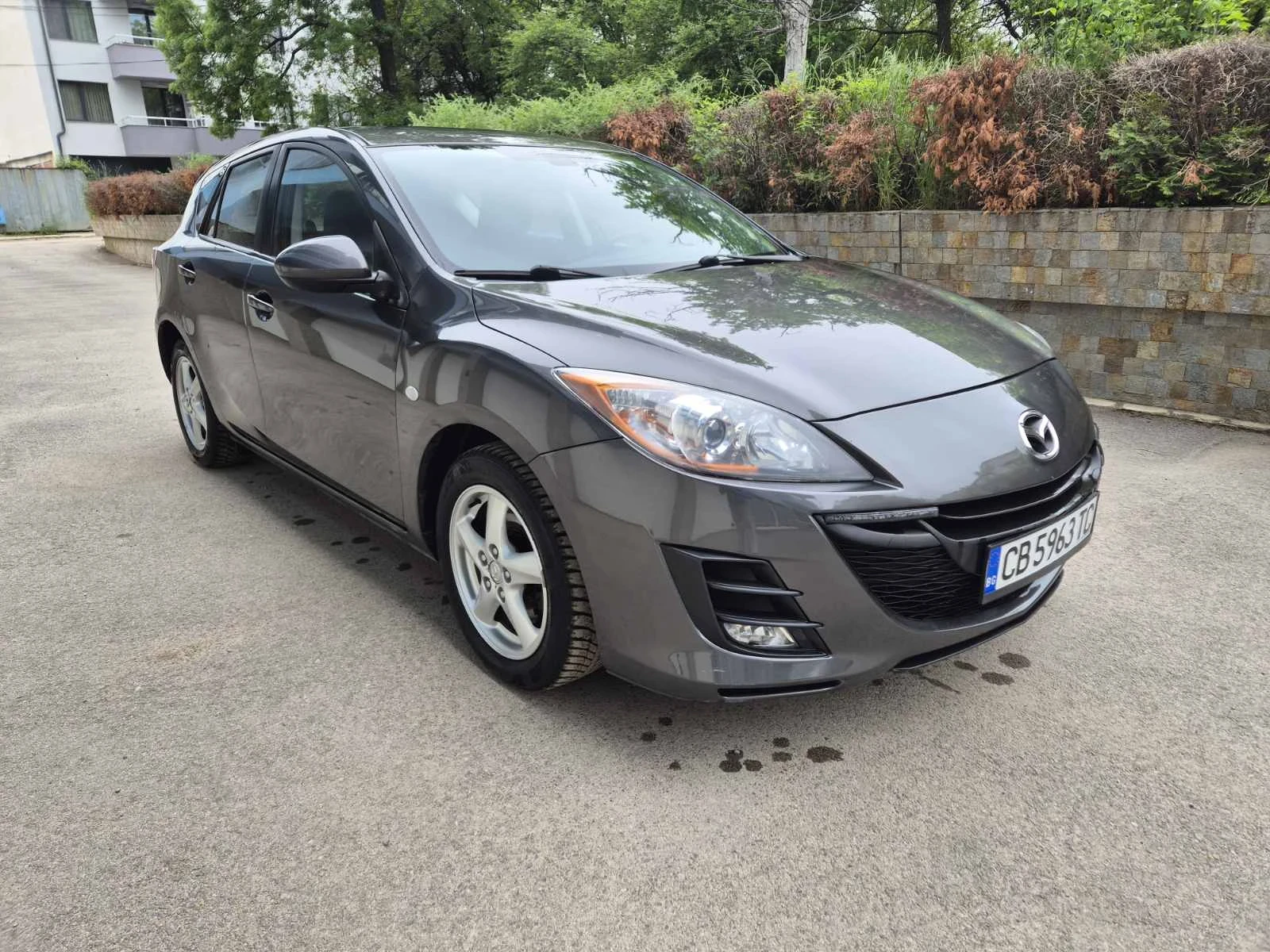Mazda 3 КАПАРИРАН , снимка 2 - Автомобили и джипове - 54684876