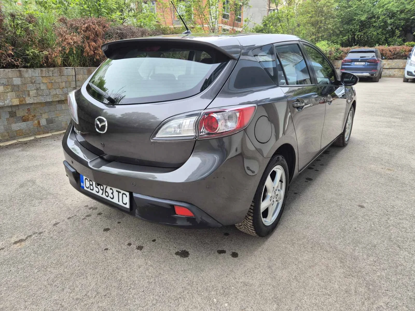 Mazda 3 КАПАРИРАН , снимка 3 - Автомобили и джипове - 54684876
