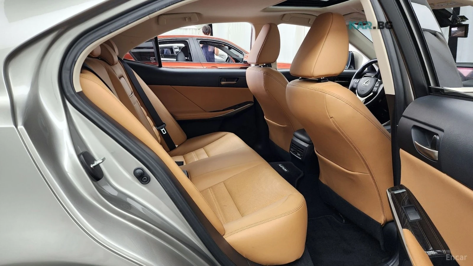Lexus IS * FULL* MAX* KEYLESS* Camera* ПОДГРЕВ* , снимка 12 - Автомобили и джипове - 55061049