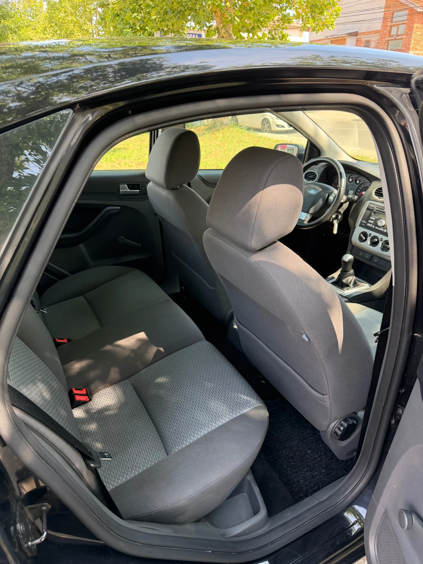 Ford Focus 1.4 BENZIN AUSTRIA , снимка 11 - Автомобили и джипове - 55239339