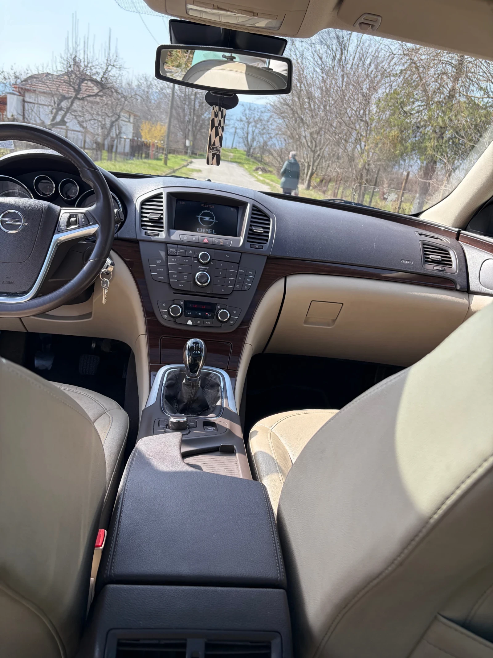Opel Insignia 2.0 CDTI , снимка 12 - Автомобили и джипове - 55388786