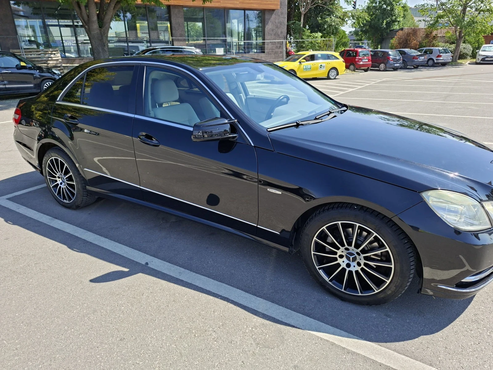 Mercedes-Benz E 220