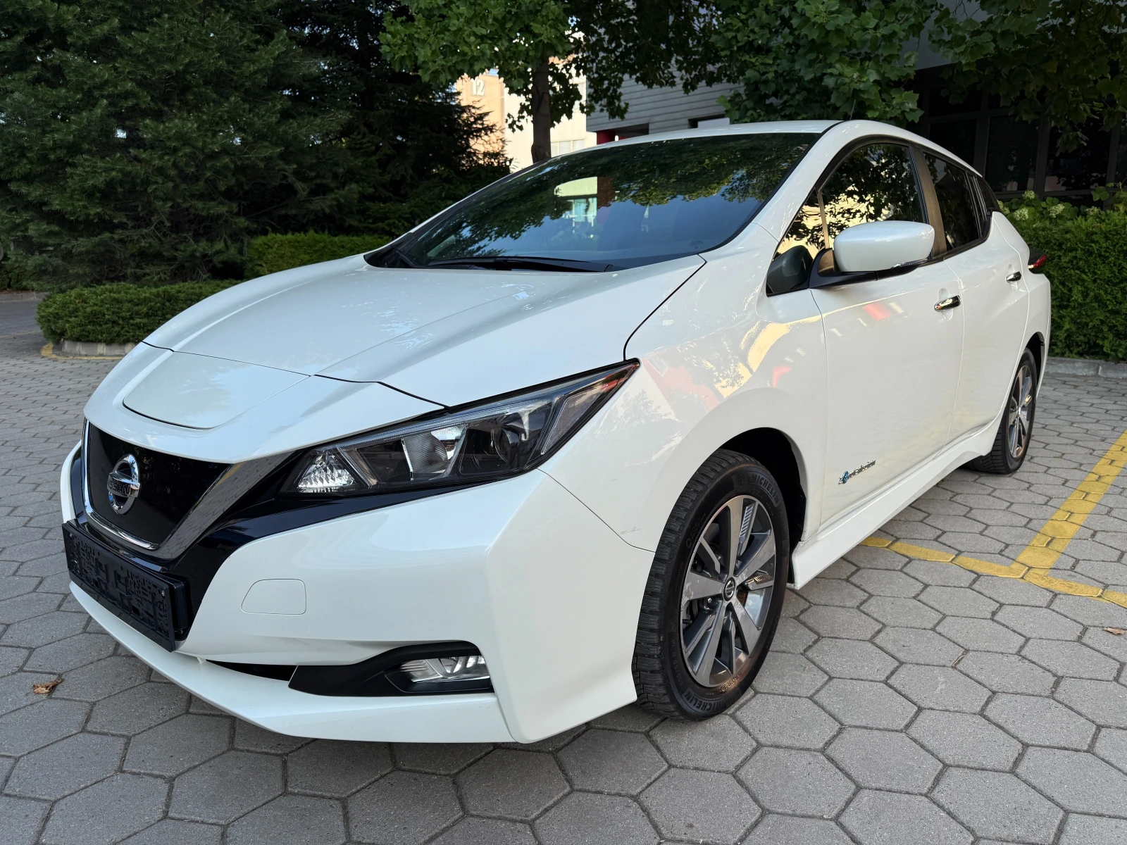 Nissan Leaf  40KW* NAVI* КАМЕРА* 
