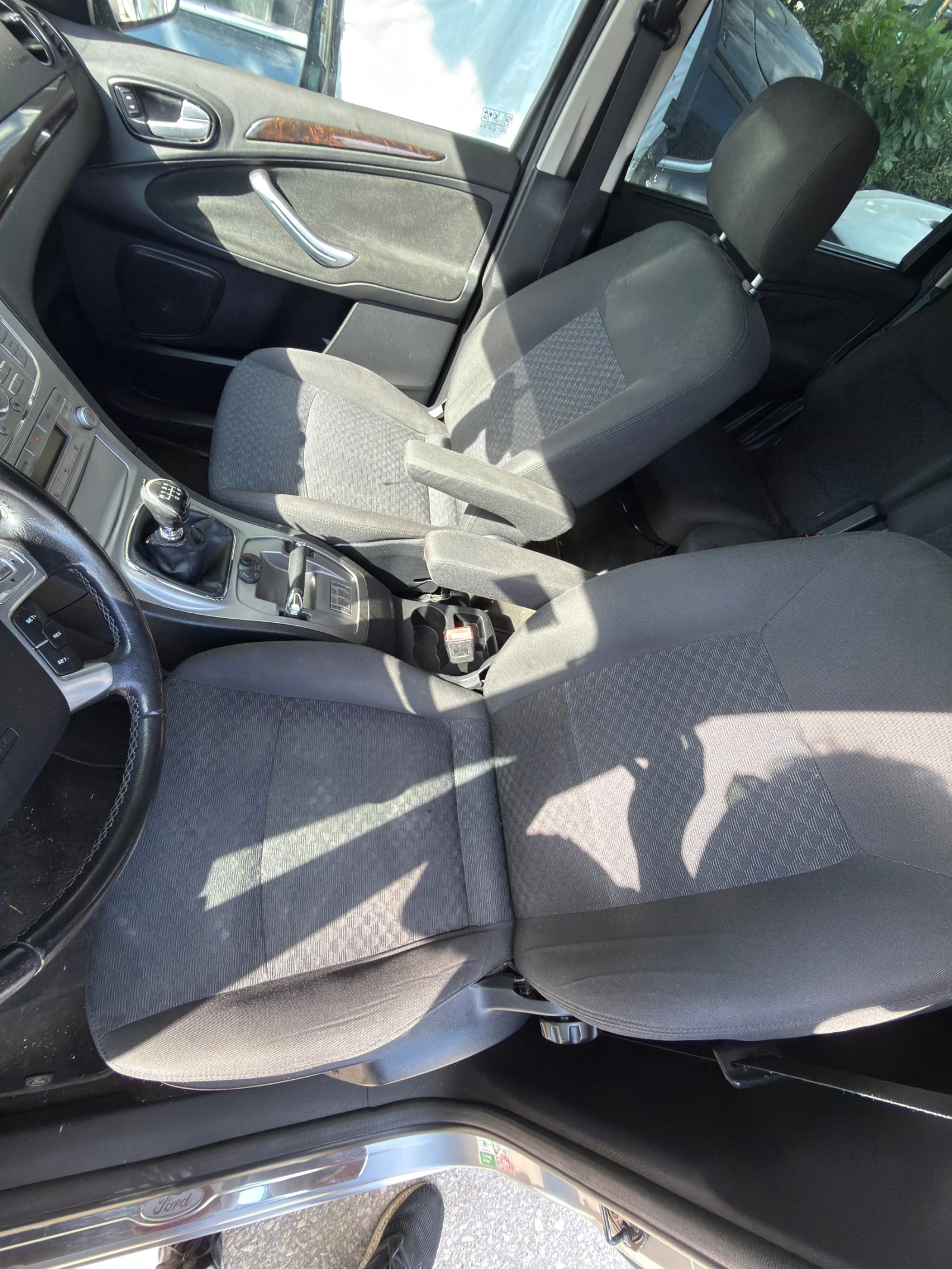 Ford Galaxy 2.0TDCi, снимка 7 - Автомобили и джипове - 55679403