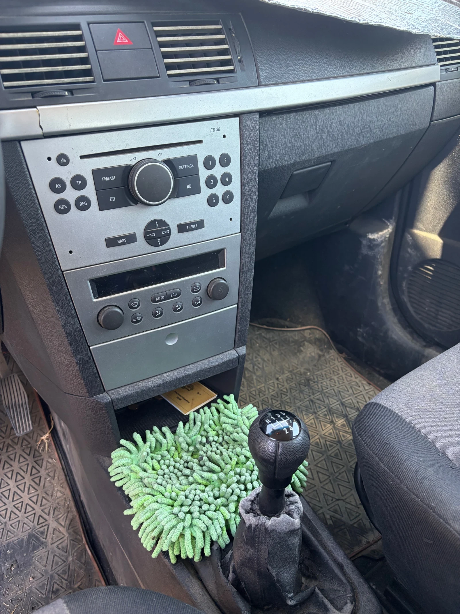 Opel Meriva, снимка 15 - Автомобили и джипове - 55679840