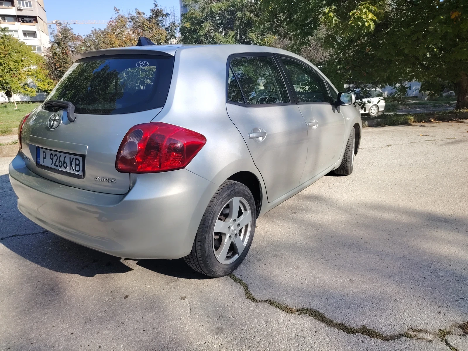 Toyota Auris, снимка 5 - Автомобили и джипове - 56164962