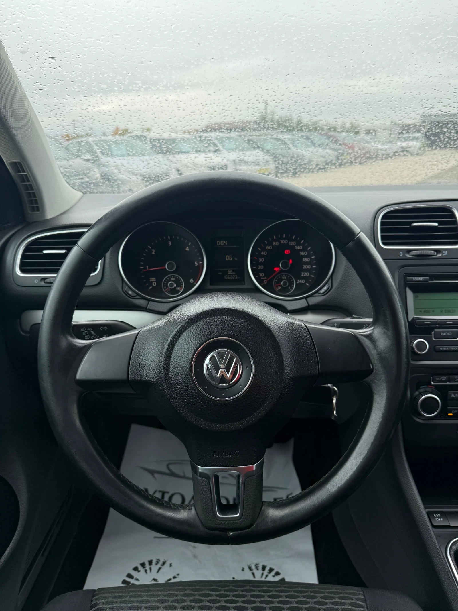 VW Golf 1.6 TDi BLACK EDITION | Mobile.bg � ����������� 10