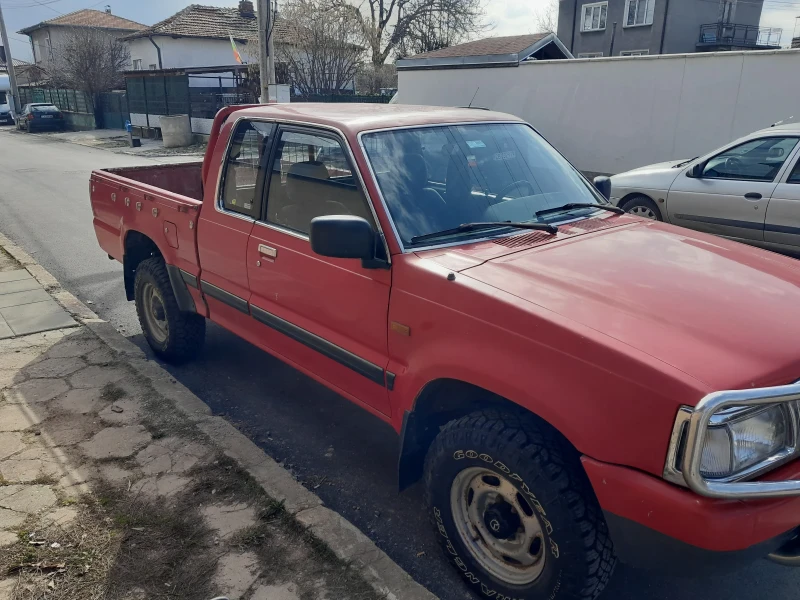 Toyota Hilux Mazda B-series, снимка 3 - Автомобили и джипове - 47316828