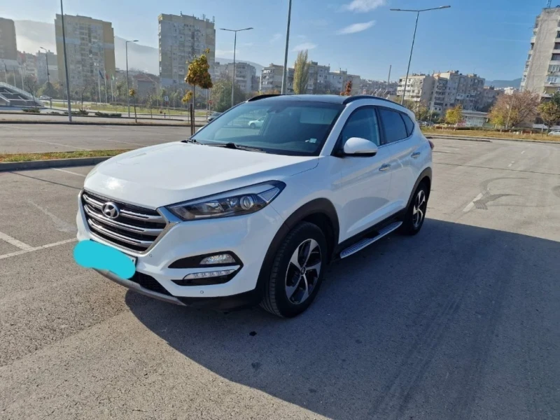 Hyundai Tucson 1.7 CRDI, снимка 2 - Автомобили и джипове - 47961857