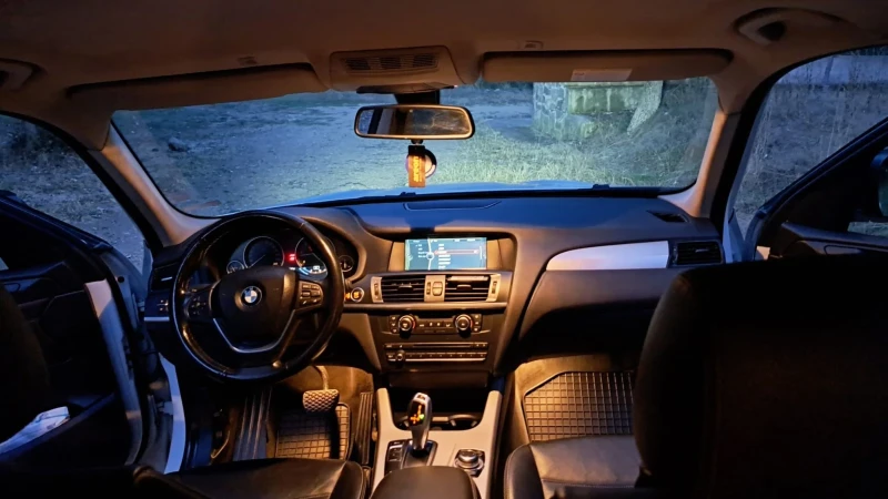 BMW X3 xDrive20d 2013   Автомат   2 комплекта гуми, снимка 2 - Автомобили и джипове - 52875678