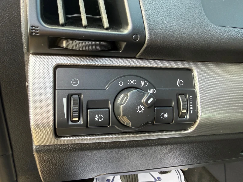 Land Rover Freelander 2.2, снимка 9 - Автомобили и джипове - 52415154