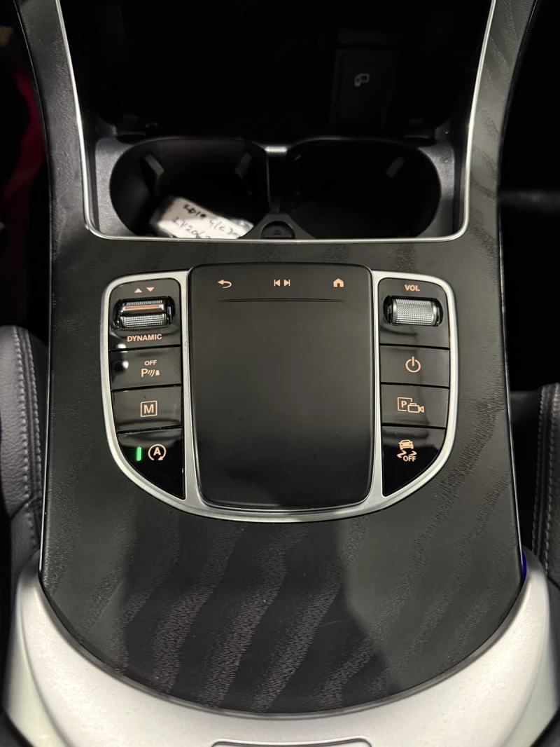 Mercedes-Benz GLC 300 4M AMG Night Package, снимка 16 - Автомобили и джипове - 52481056