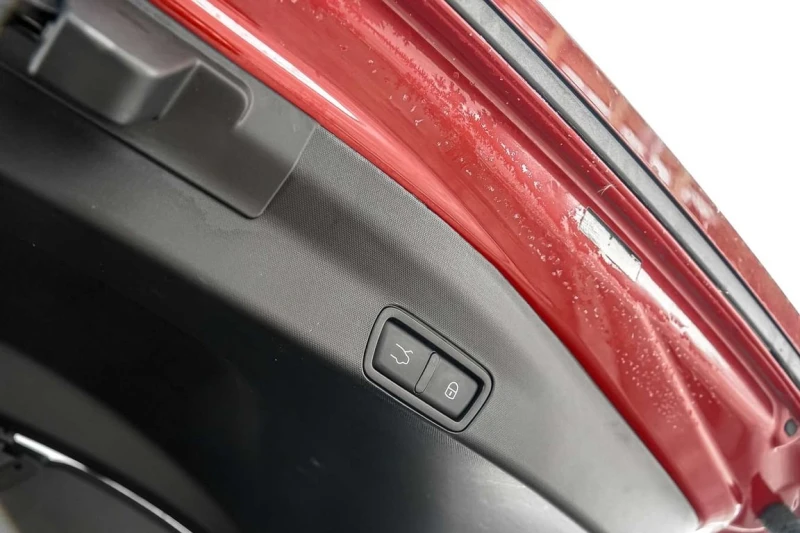 Alfa Romeo Stelvio * CARFAX * ЦЕНА ДО БГ, снимка 8 - Автомобили и джипове - 53087652