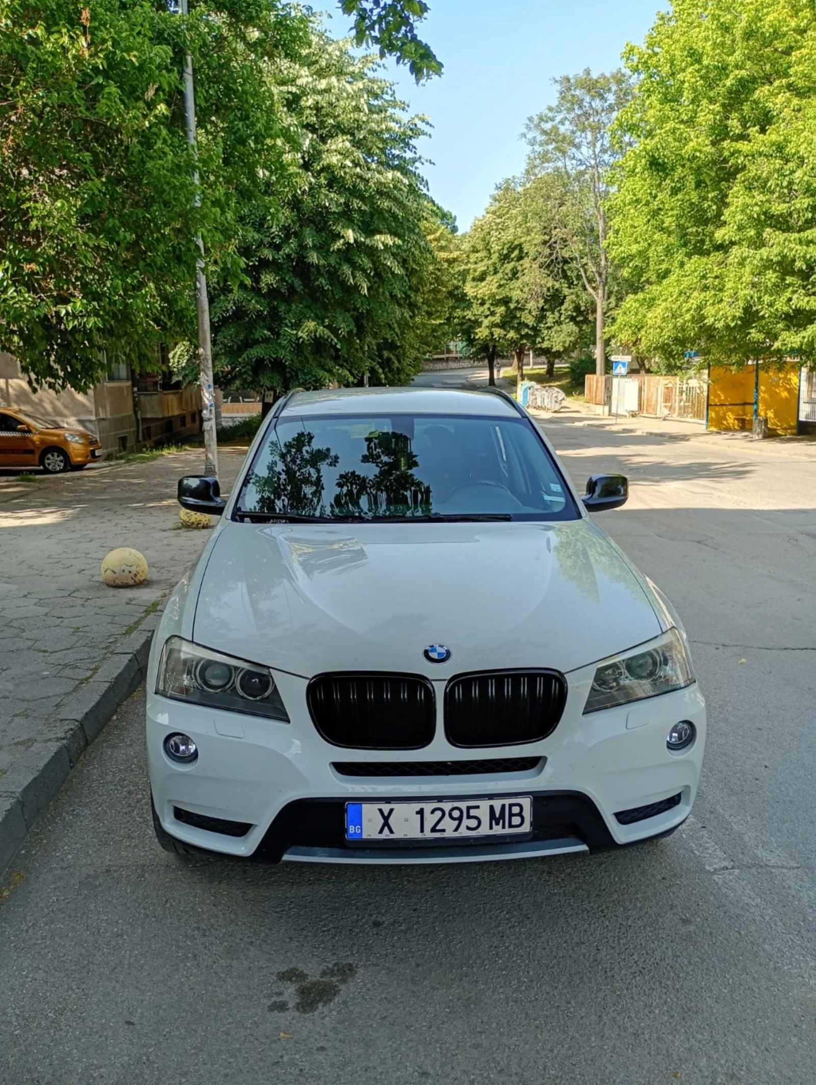 BMW X3 xDrive20d 2013   Автомат   2 комплекта гуми, снимка 1