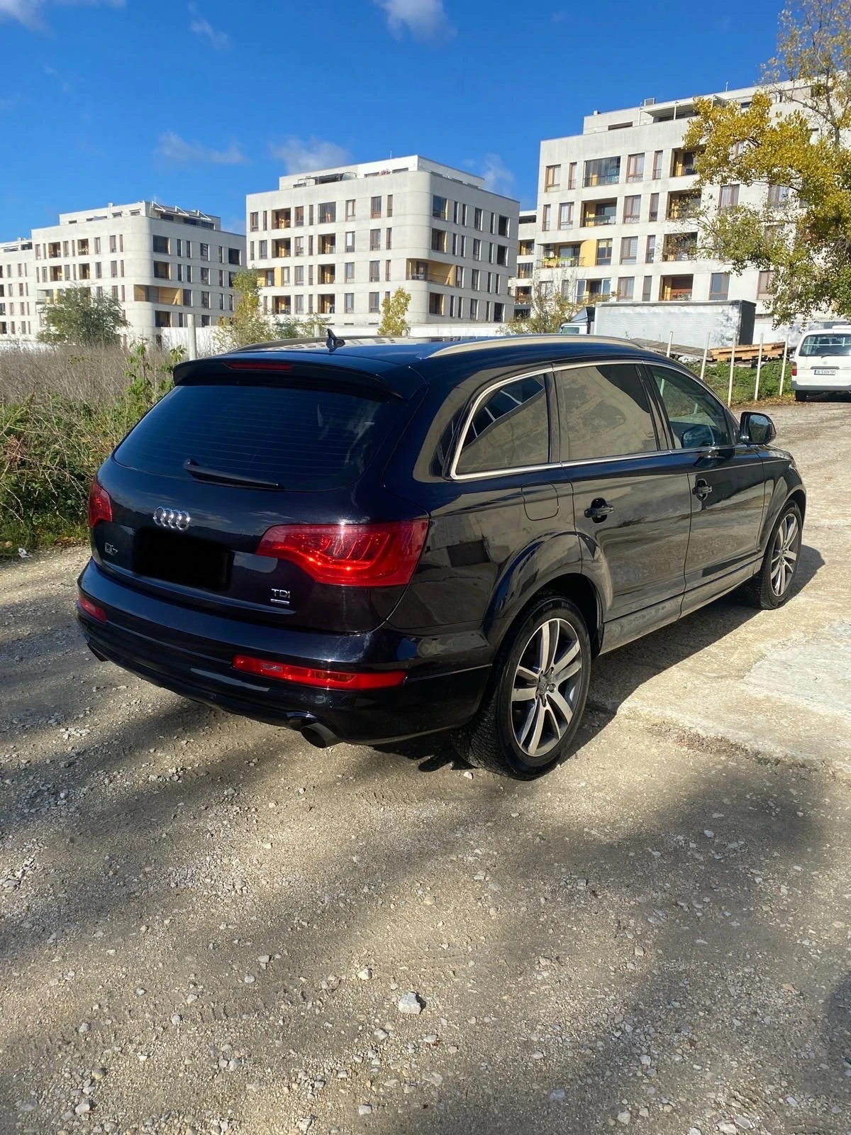 Audi Q7  - изображение 7