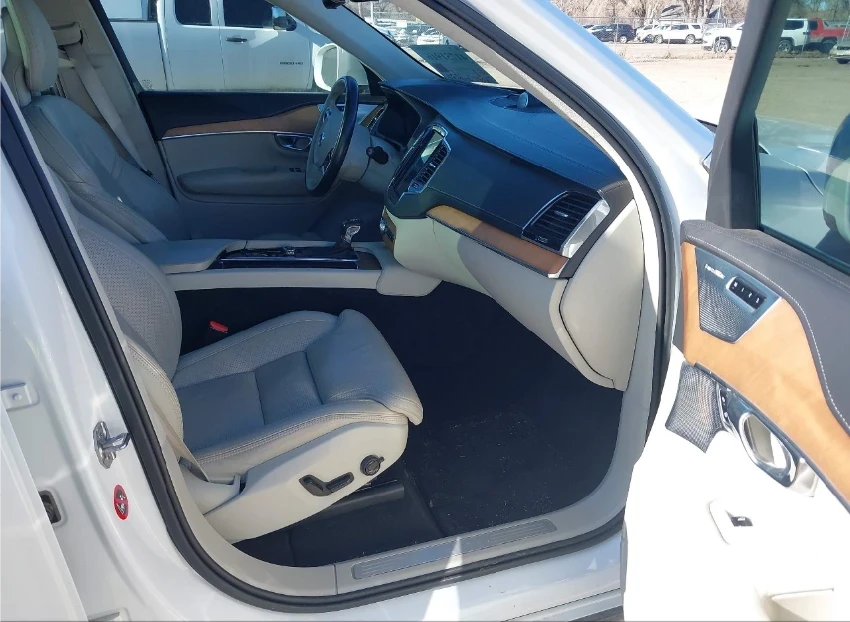 Volvo Xc90  - изображение 7