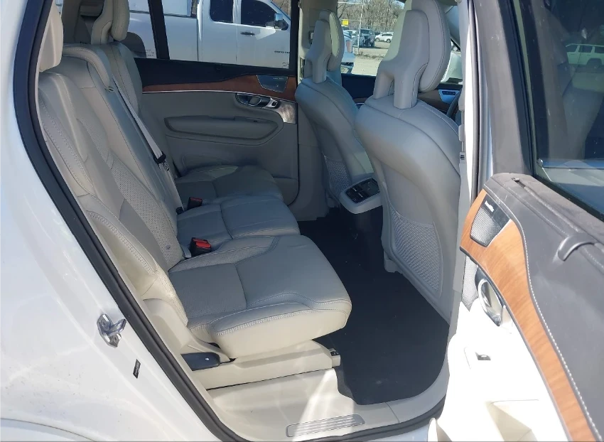 Volvo Xc90  - изображение 9