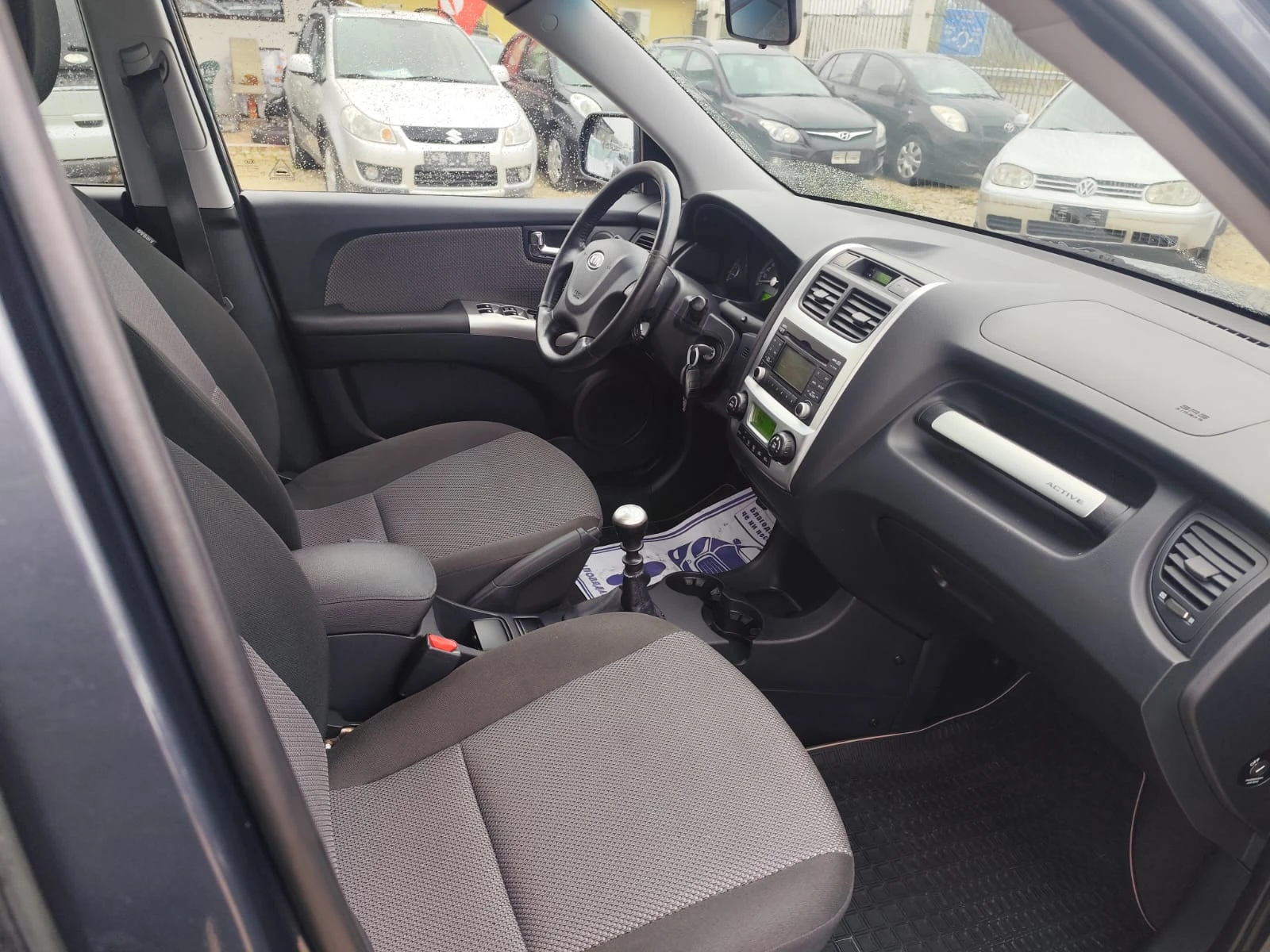 Kia Sportage 2.0  44 | Mobile.bg   12