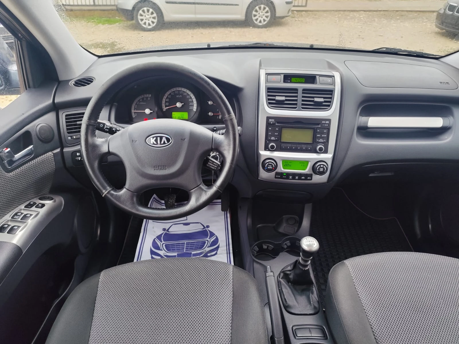Kia Sportage 2.0 дизел 4х4 - изображение 10