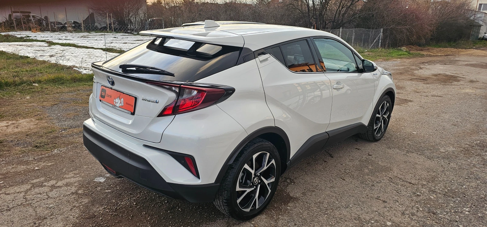 Toyota C-HR 1.8i HYBRID FACE - изображение 7