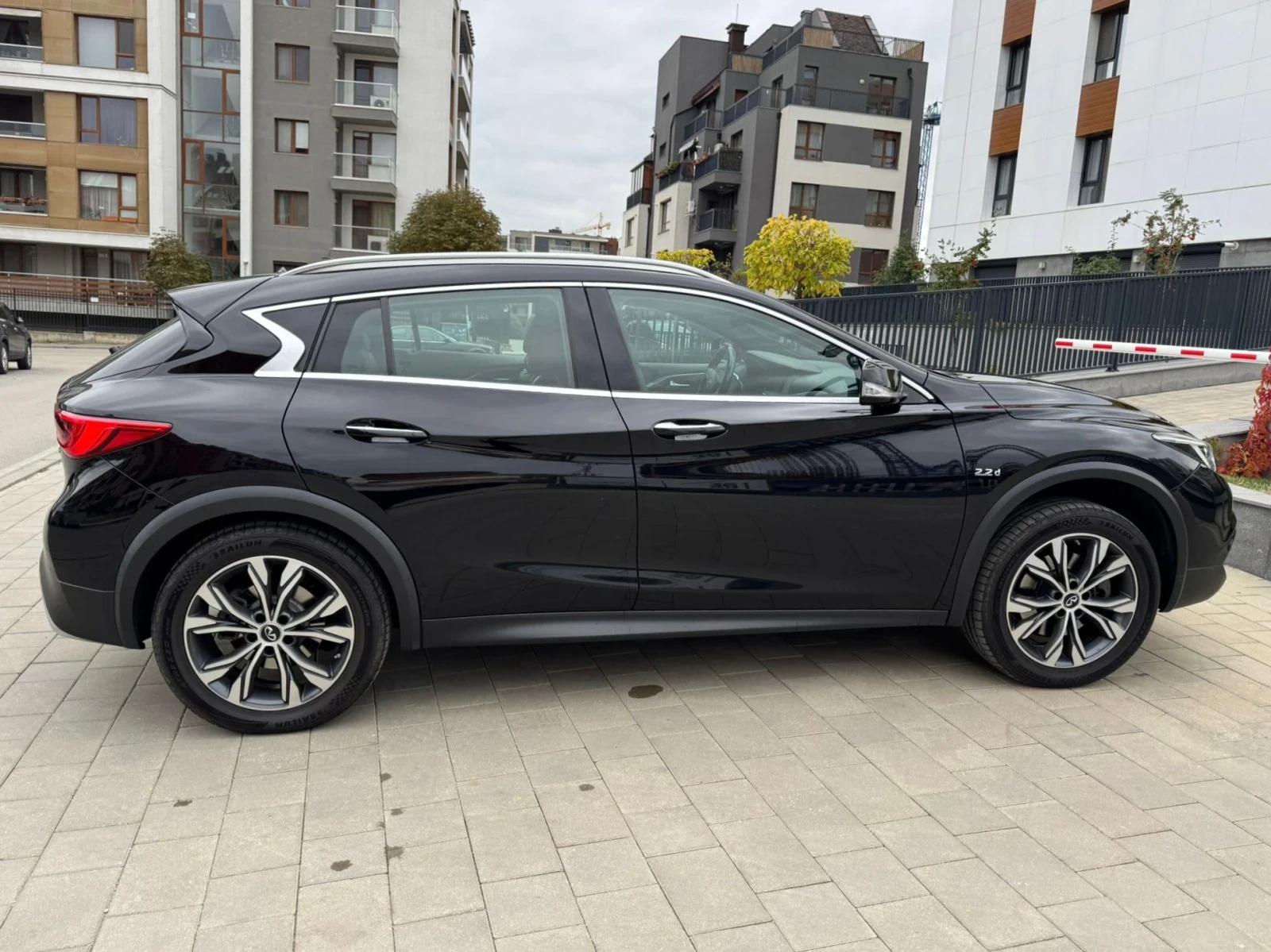 Infiniti QX30 4x4, BOSE, FULL, ������ | Mobile.bg � ����������� 6