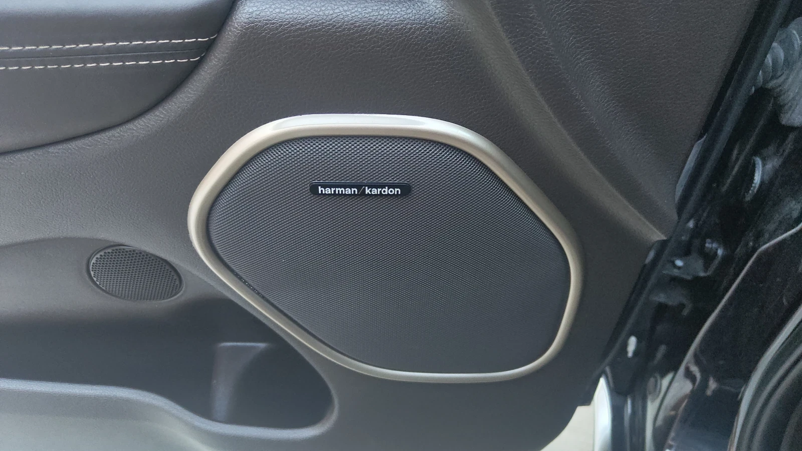 Jeep Grand cherokee 5.7 HEMI, снимка 2 - Автомобили и джипове - 53864757