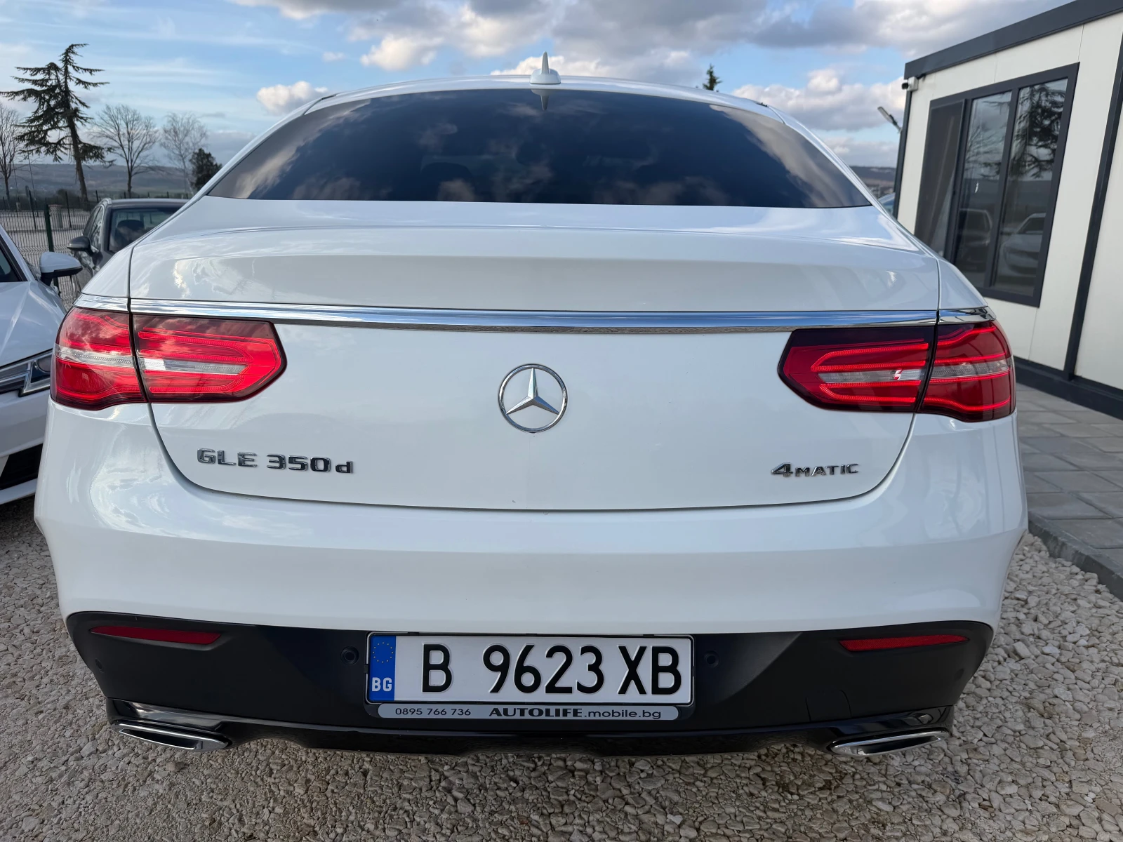 Mercedes-Benz GLE Coupe 350CDI AMG DISTR. PANO CAMERA HARMAN/KARDON, снимка 6 - Автомобили и джипове - 54044949