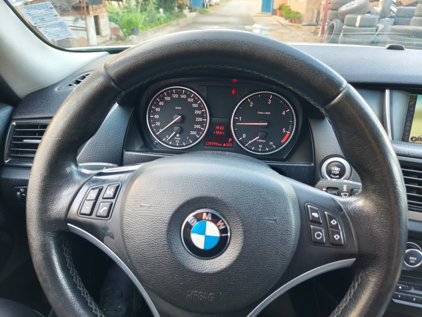 BMW X1 SDrive 18d, снимка 11 - Автомобили и джипове - 54444079