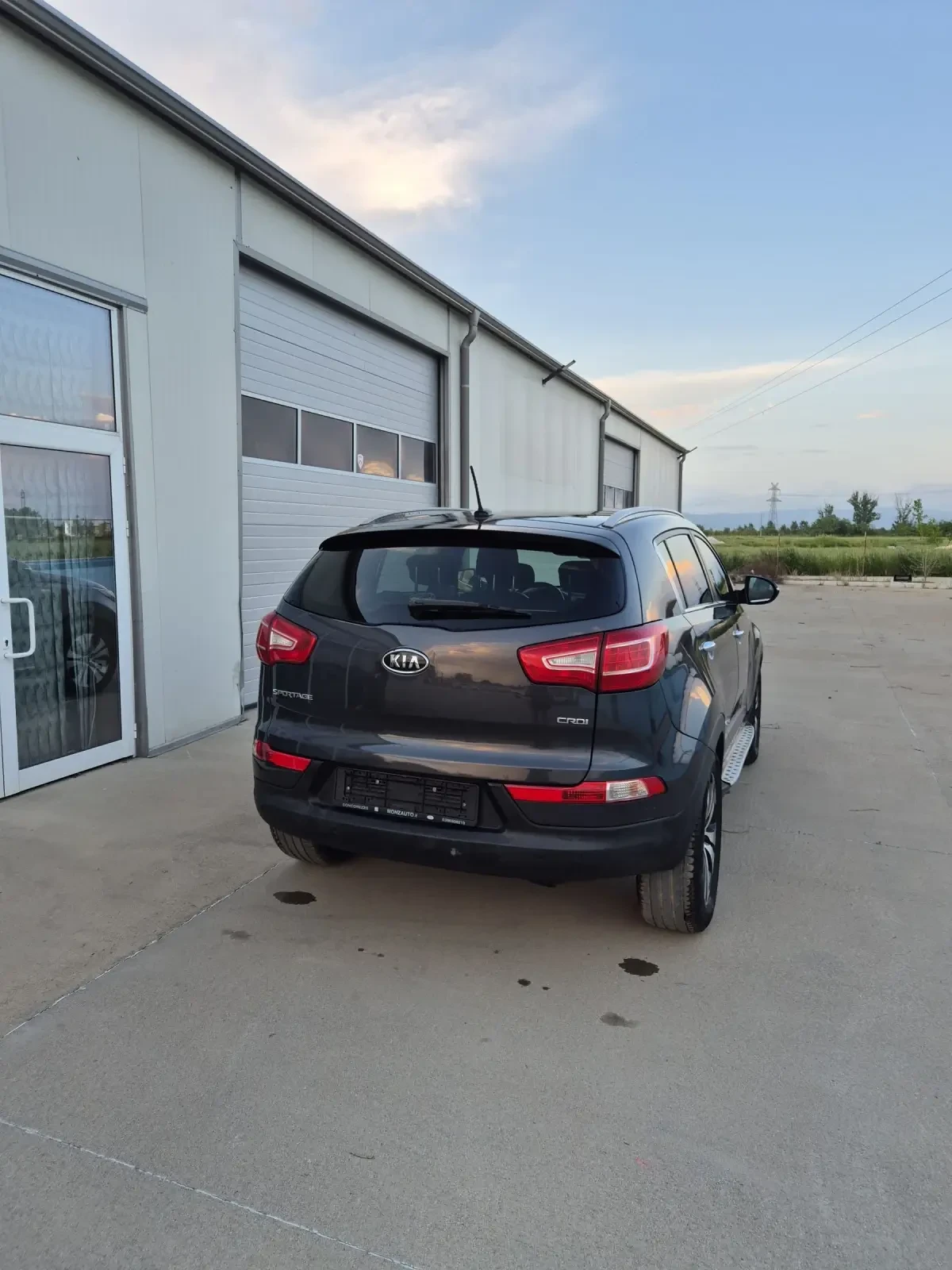 Kia Sportage 2.0 dizel, снимка 4 - Автомобили и джипове - 54512033