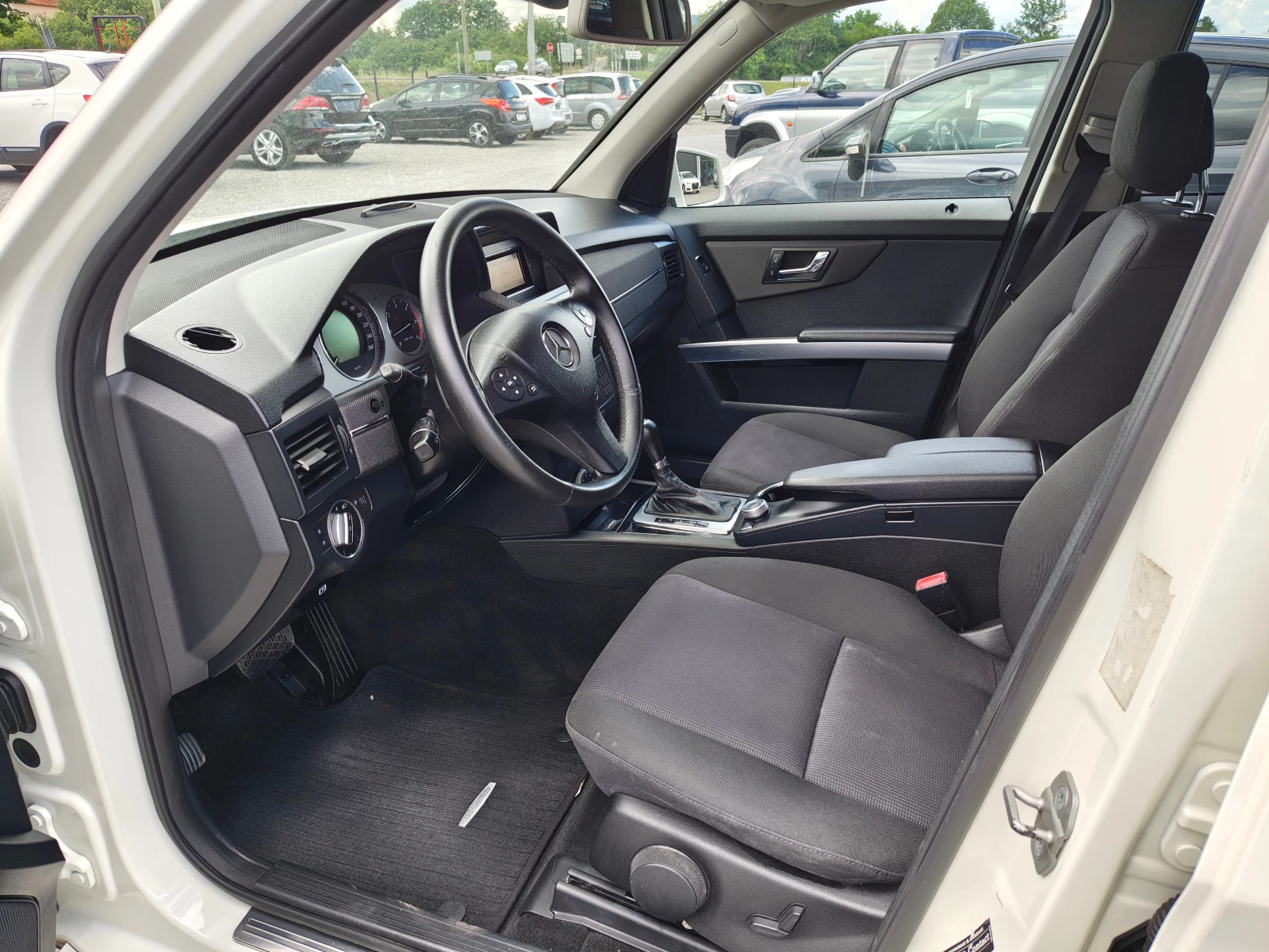 Mercedes-Benz GLK 4 MATIC, снимка 9 - Автомобили и джипове - 54931612
