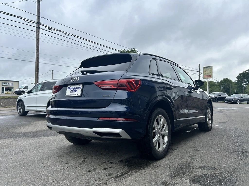 Audi Q3 45TFSI* MATRIX* * ДИСТРОНИК* МЪРТВА* ТОЧКА* ПАНОРА, снимка 4 - Автомобили и джипове - 55304180