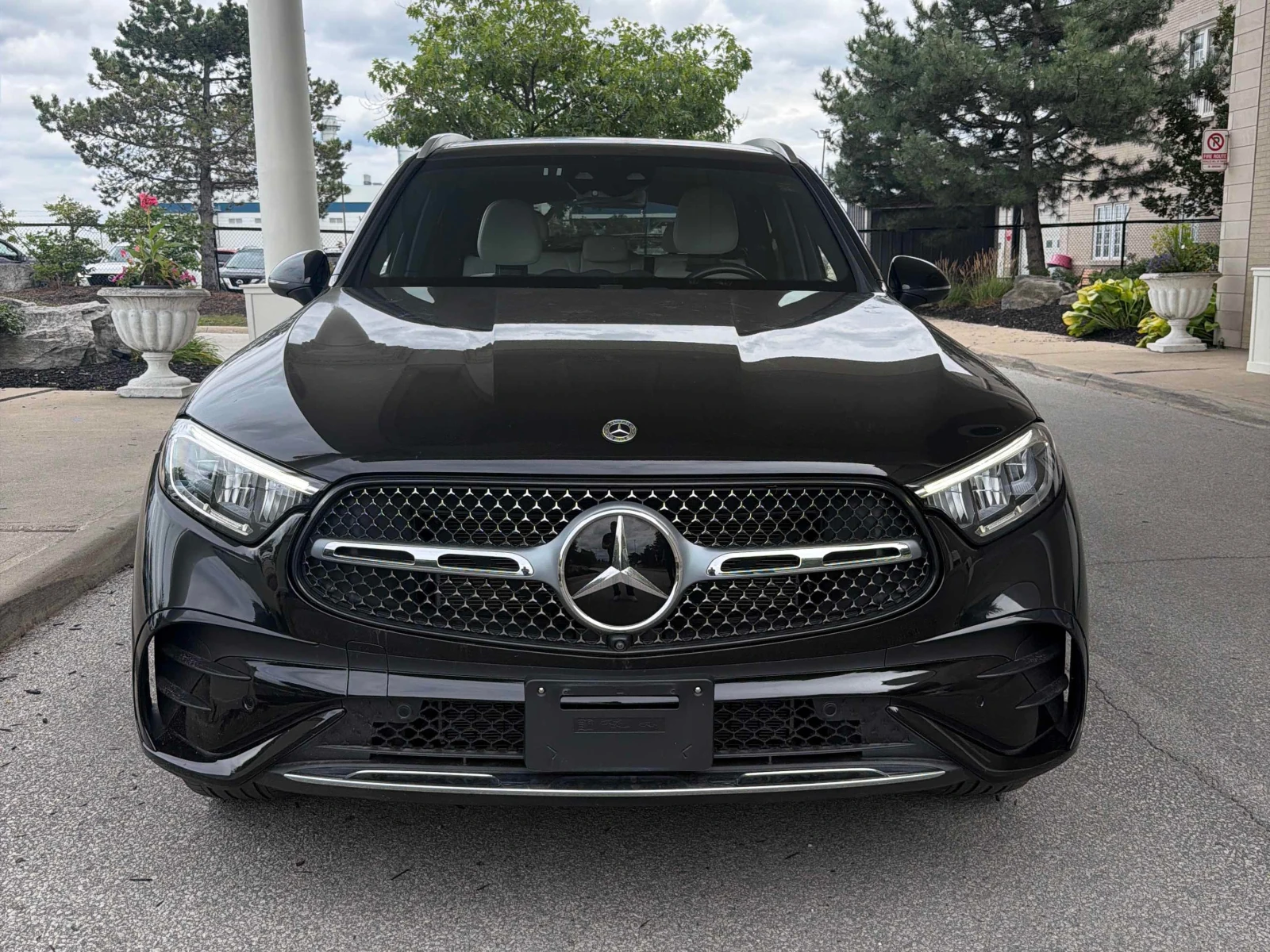 Mercedes-Benz GLC 300 * АВТОКРЕДИТ БЕЗ ПЪРВОНАЧАЛНА ВНОСКА* , снимка 6 - Автомобили и джипове - 55970141