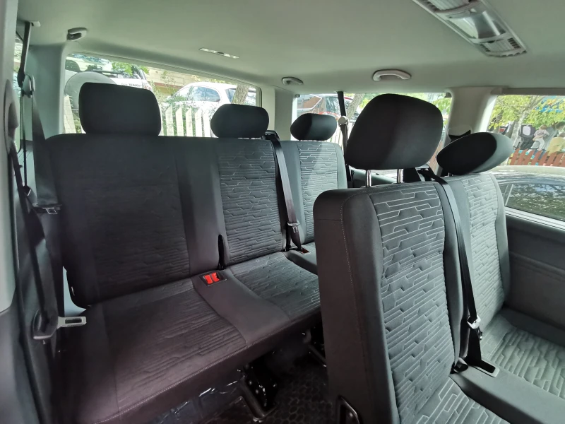 VW Caravelle 6.1, снимка 4 - Бусове и автобуси - 52716425