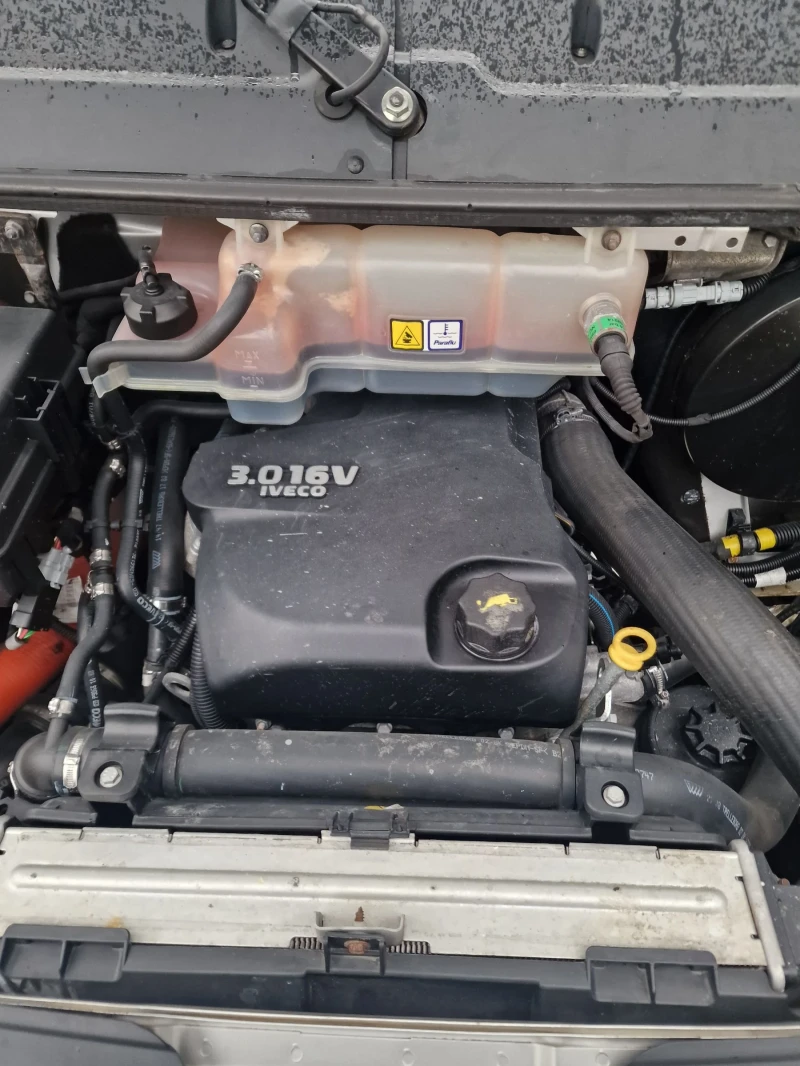 Iveco 35c15 3.0HPi  7места  3.50м, снимка 14 - Бусове и автобуси - 53247845
