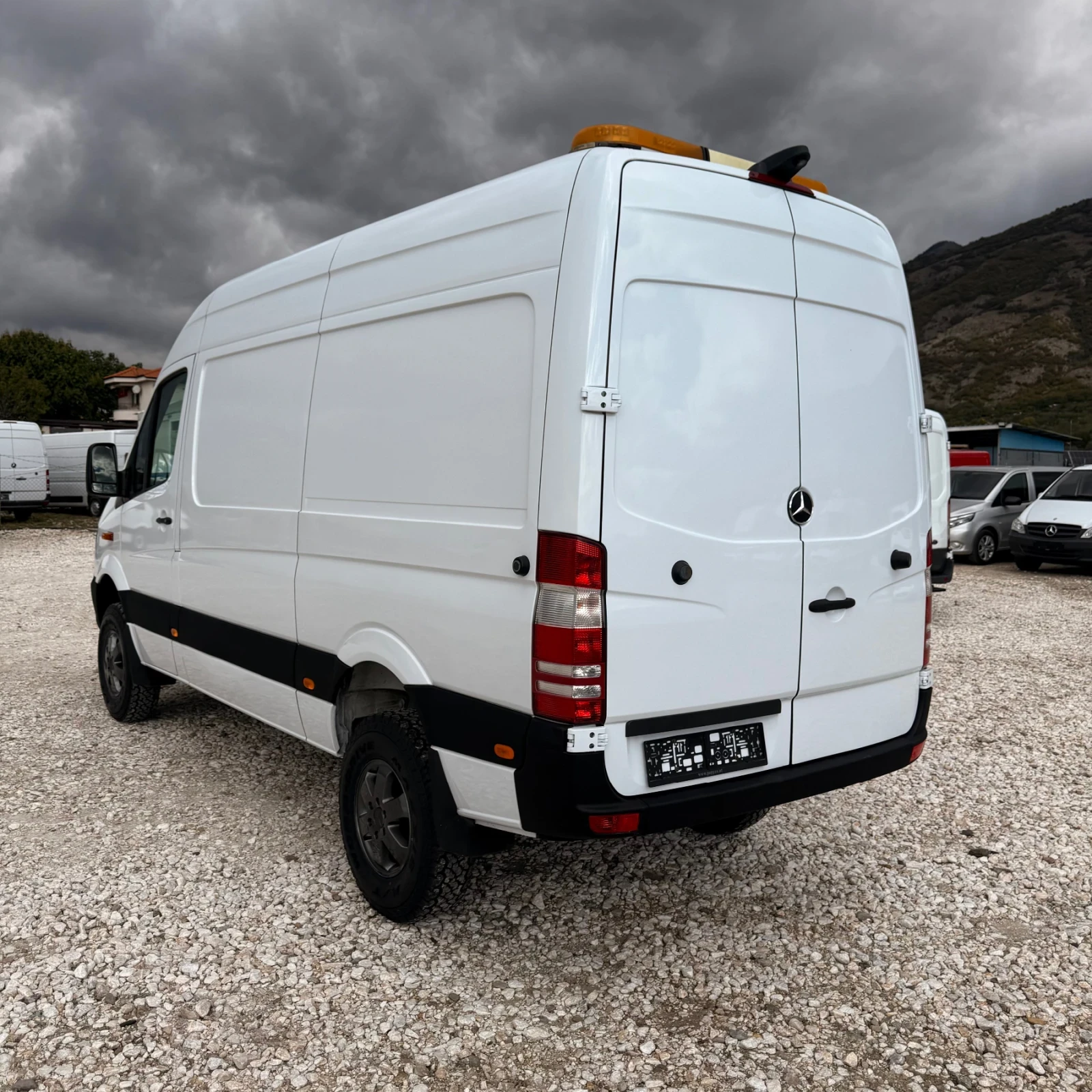 Mercedes-Benz Sprinter 316 4X4-EURO6-Климатик-2017г - изображение 5