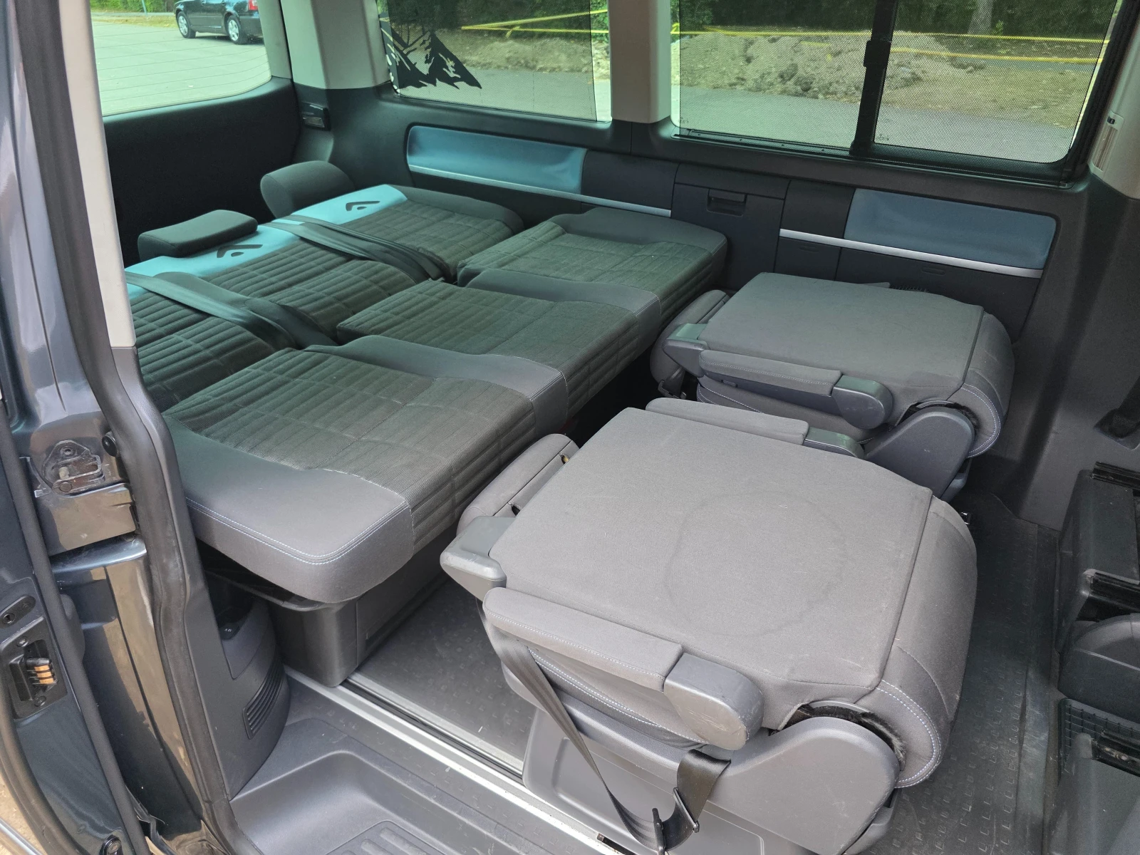 VW Multivan 4x4, снимка 9 - Бусове и автобуси - 55818007