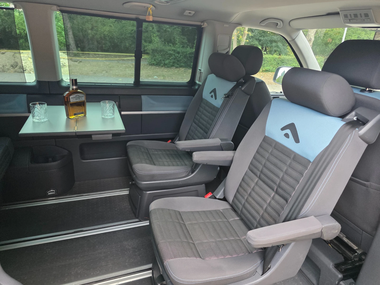 VW Multivan 4x4, снимка 8 - Бусове и автобуси - 55818007