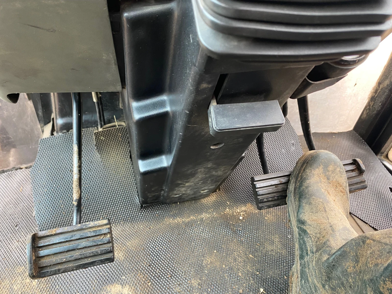 Трактор CASE IH 5150 132кс + челен товарач - изображение 9