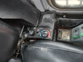 Мини челни товарачи Takeuchi  TL120, снимка 6