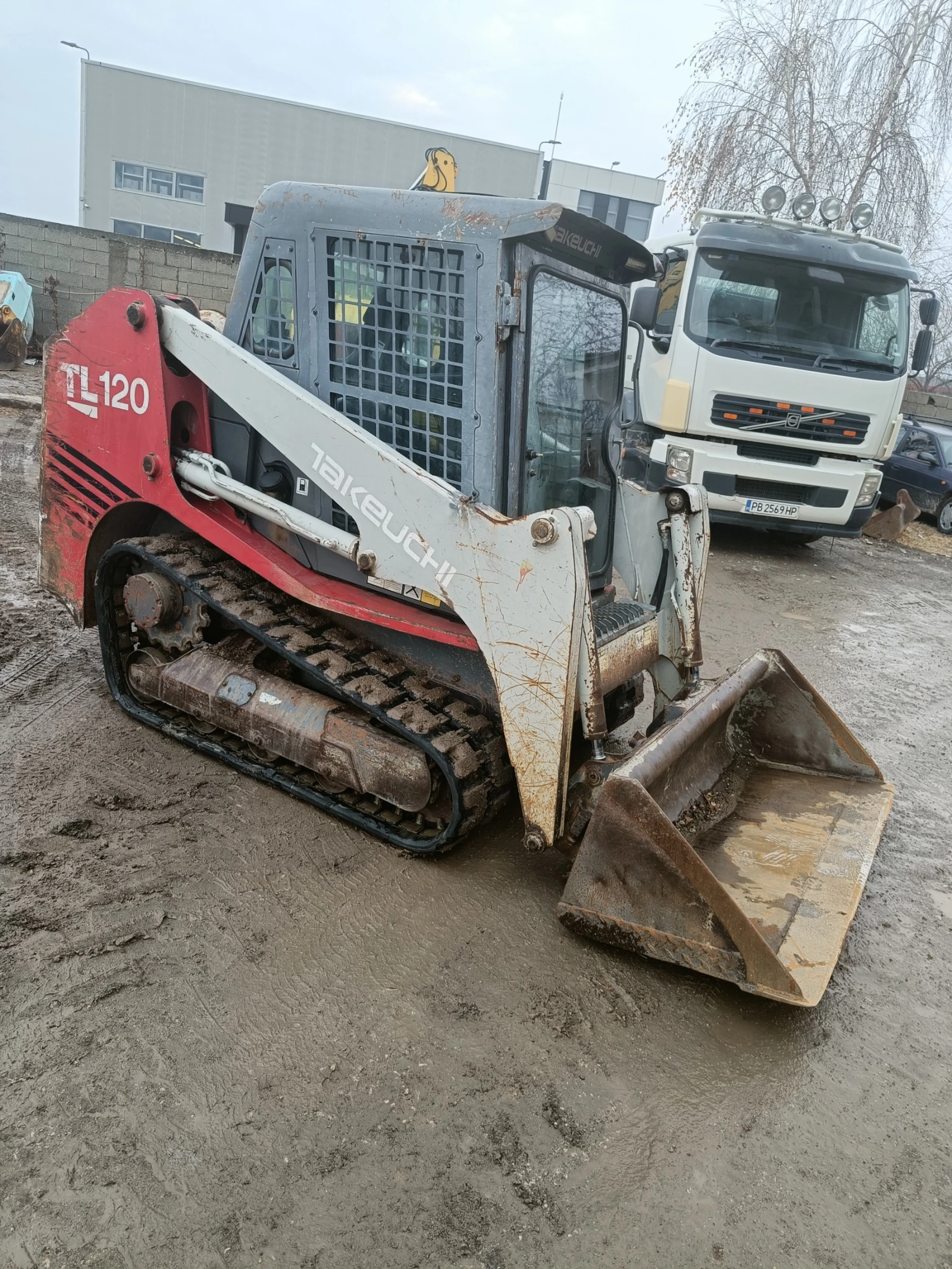 Мини челни товарачи Takeuchi  TL120, снимка 1