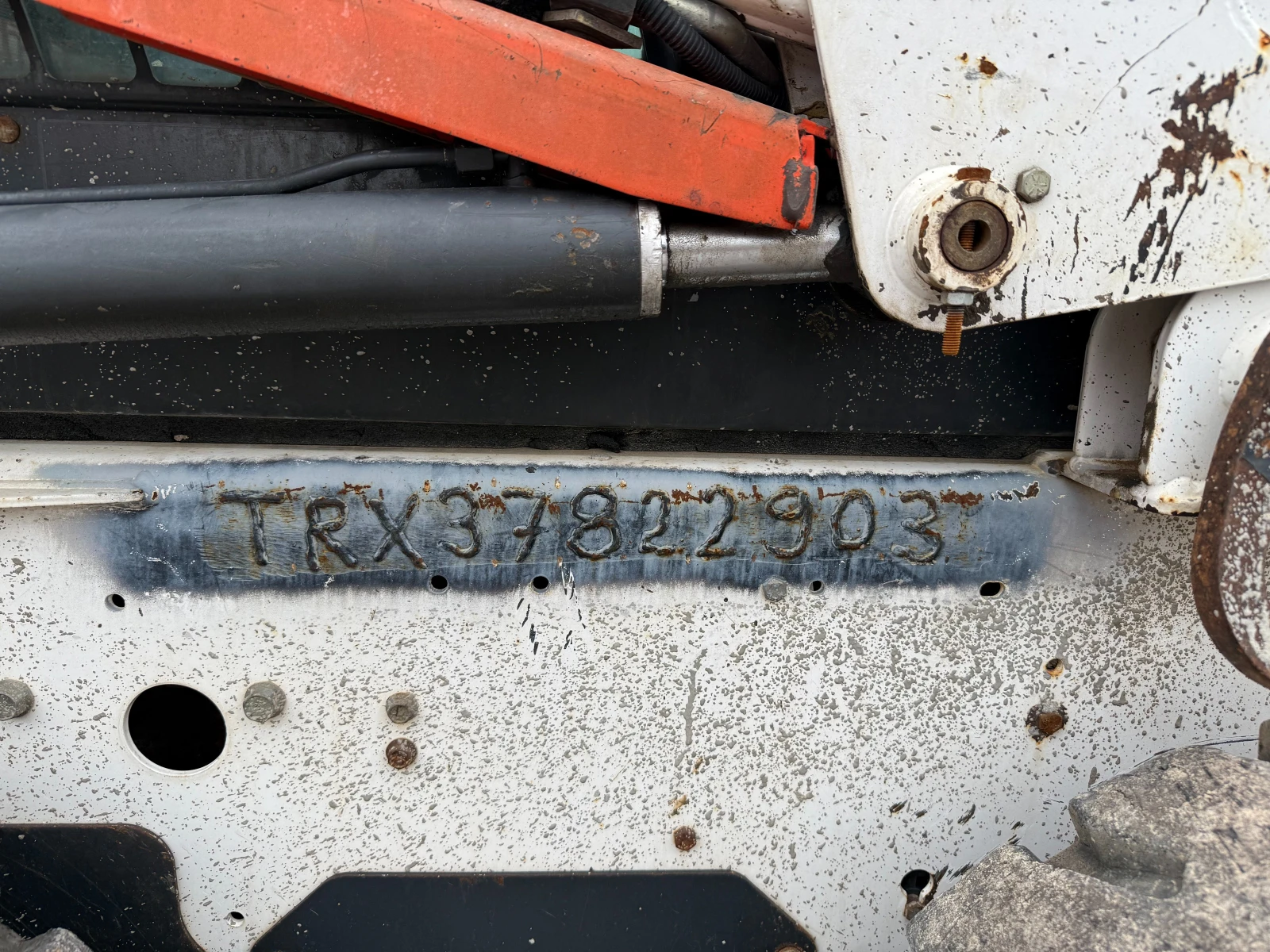    Bobcat S 160 | Mobile.bg   11